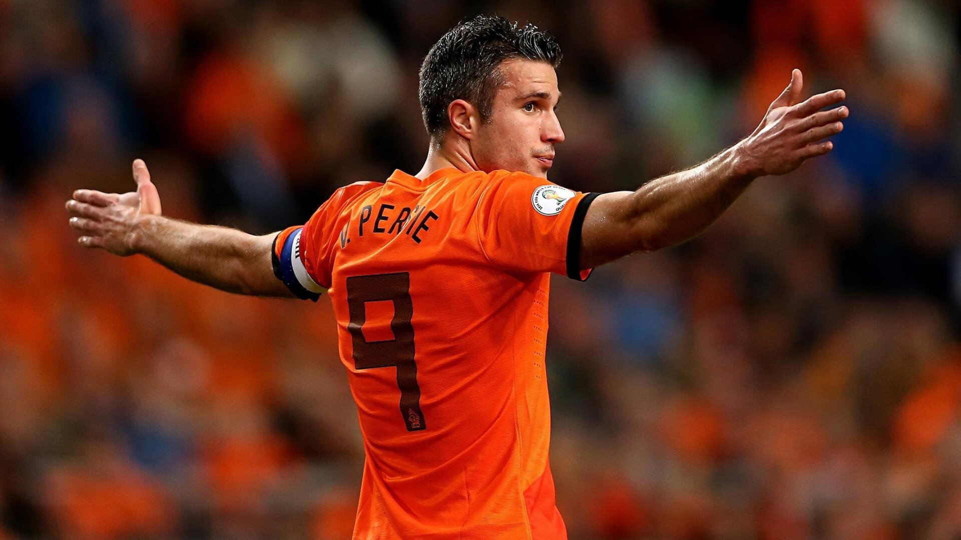 黄喜灿一锤定音，埃及淘汰赛惊险过关喀麦隆